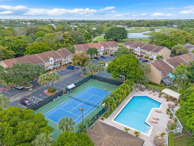 7059 Woodmont Way, Tamarac, FL 33321