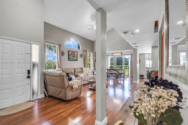 7059 Woodmont Way, Tamarac, FL 33321