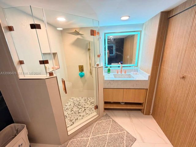16485 Collins Avenue 932, Sunny Isles Beach, FL 33160