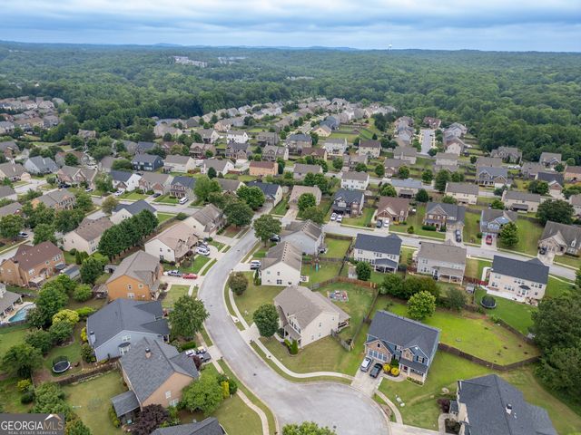 1208 LOOWIT FALLS Court, Braselton, GA 30517