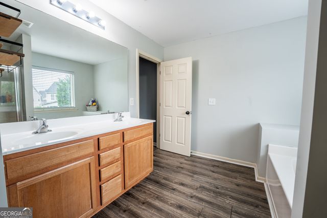 1208 LOOWIT FALLS Court, Braselton, GA 30517