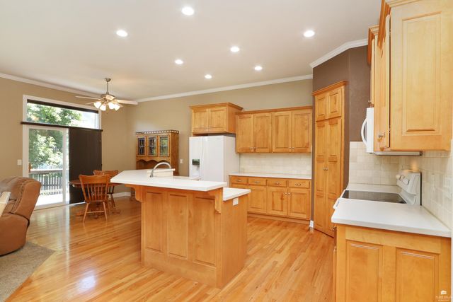 2700 St. Michael Circle, Manhattan, KS 66502