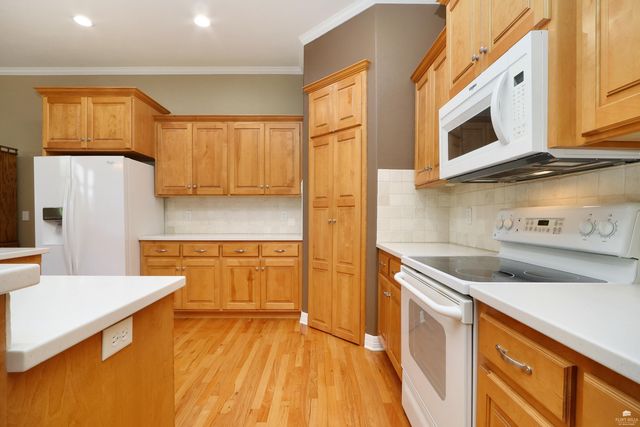 2700 St. Michael Circle, Manhattan, KS 66502