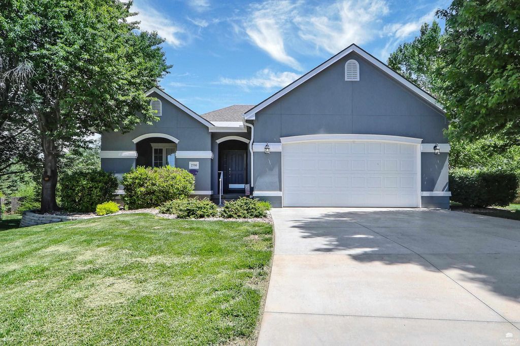 2700 St. Michael Circle, Manhattan, KS 66502