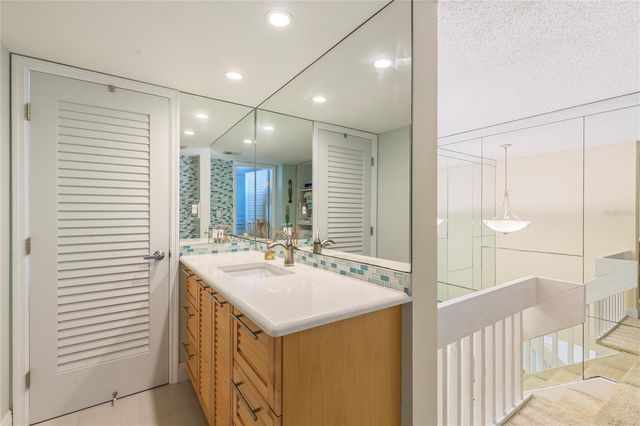 440 S GULFVIEW BOULEVARD 1705, Clearwater Beach, FL 33767