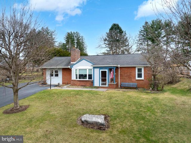 448 E BEAVER ST, Bellefonte, PA 16823