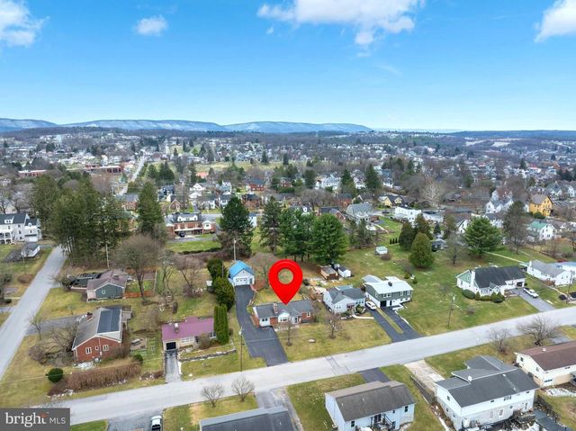 448 E BEAVER ST, Bellefonte, PA 16823