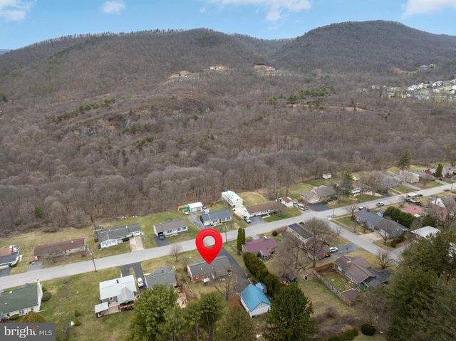 448 E BEAVER ST, Bellefonte, PA 16823