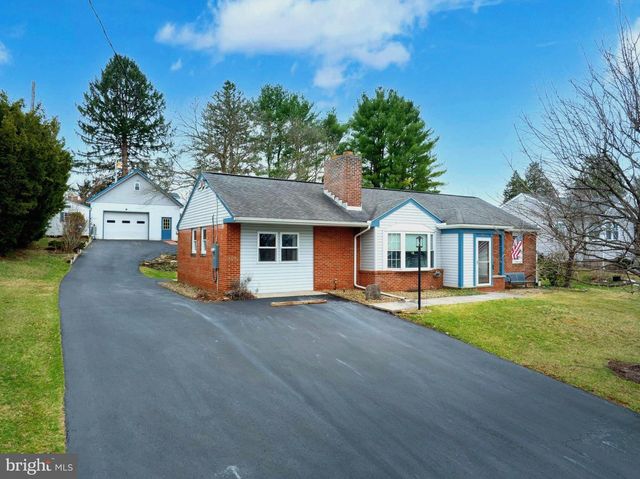 448 E BEAVER ST, Bellefonte, PA 16823