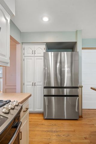 829 MEADOWBROOK DRIVE, Green Bay, WI 54313