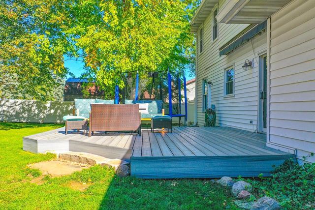829 MEADOWBROOK DRIVE, Green Bay, WI 54313