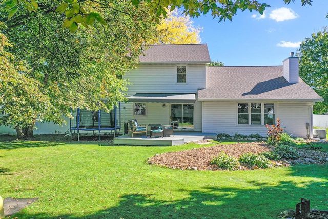 829 MEADOWBROOK DRIVE, Green Bay, WI 54313