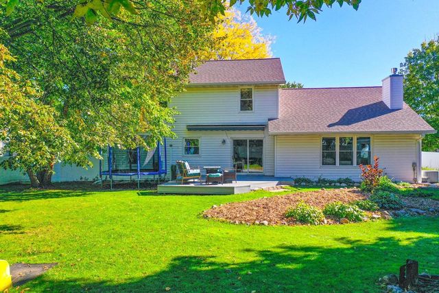 829 MEADOWBROOK DRIVE, Green Bay, WI 54313