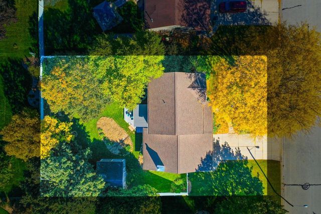 829 MEADOWBROOK DRIVE, Green Bay, WI 54313