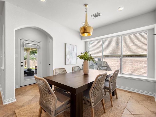 323 Arbor Ridge Lane, Conroe, TX 77384