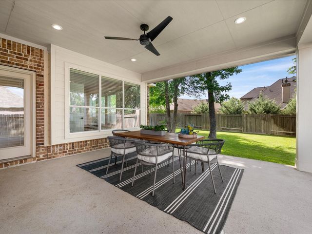 323 Arbor Ridge Lane, Conroe, TX 77384