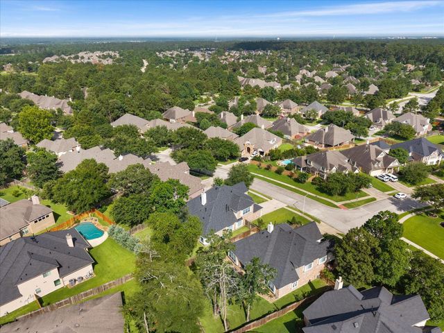 323 Arbor Ridge Lane, Conroe, TX 77384