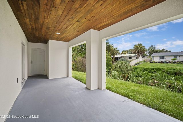 1121 River Drive NE, Palm Bay, FL 32905