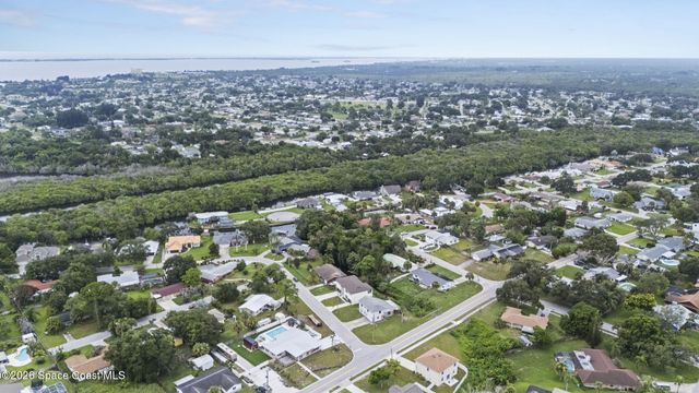 1121 River Drive NE, Palm Bay, FL 32905