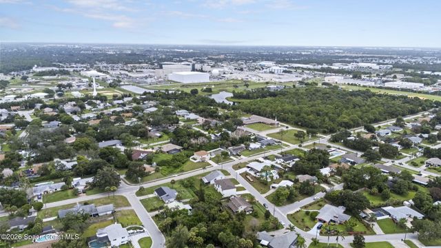 1121 River Drive NE, Palm Bay, FL 32905