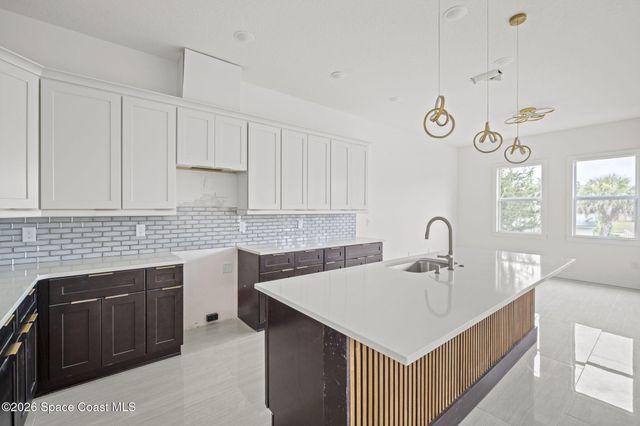 1121 River Drive NE, Palm Bay, FL 32905
