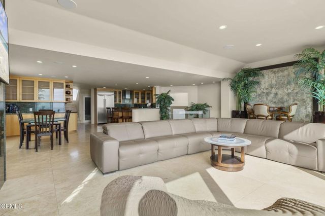 3629 Ocean Drive, Oxnard, CA 93035