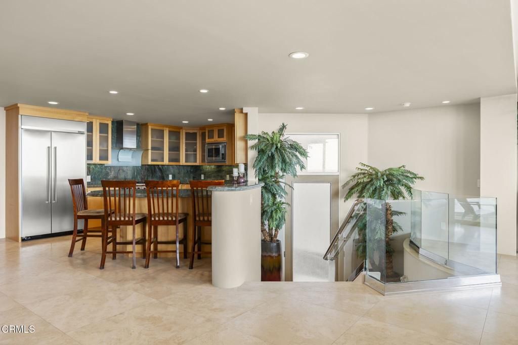 Image 16 of property listing at 3629 Ocean Drive, Oxnard, CA 93035