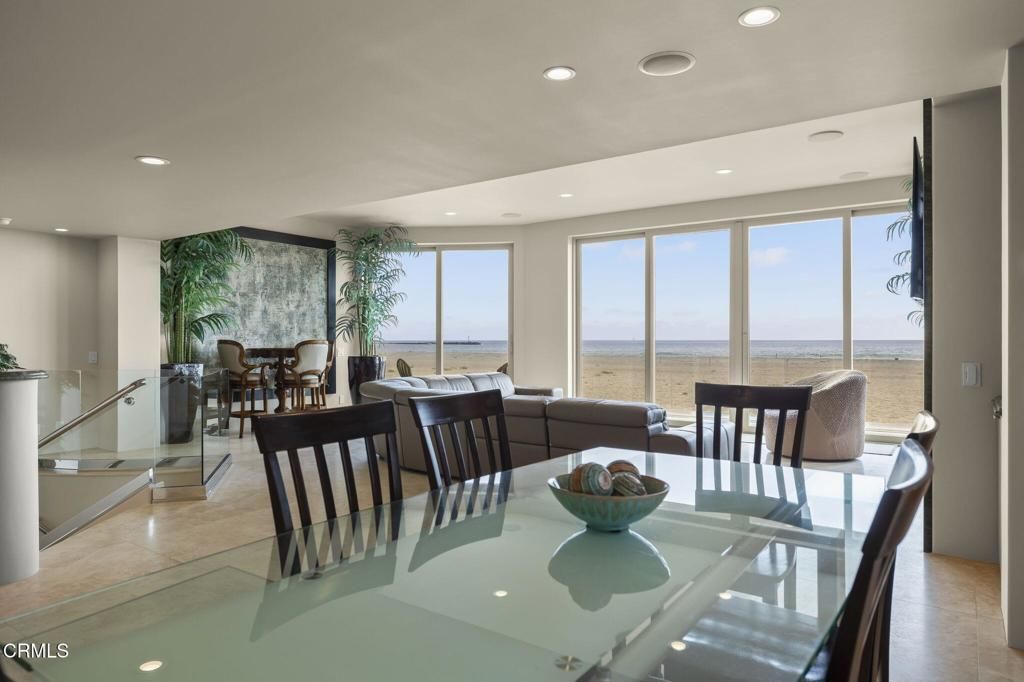 Image 18 of property listing at 3629 Ocean Drive, Oxnard, CA 93035
