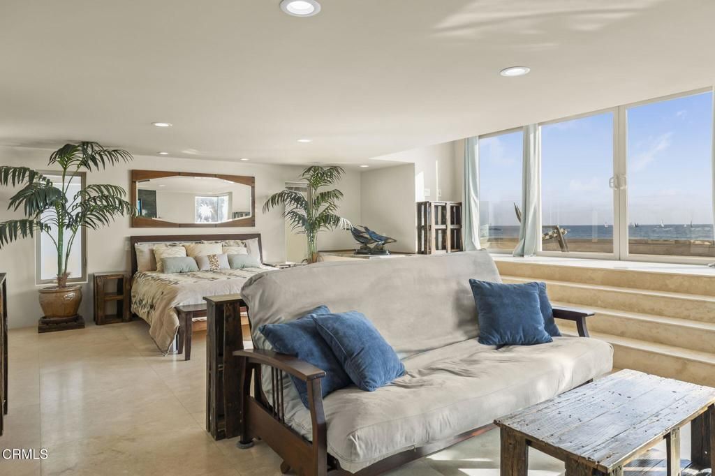 Image 27 of property listing at 3629 Ocean Drive, Oxnard, CA 93035