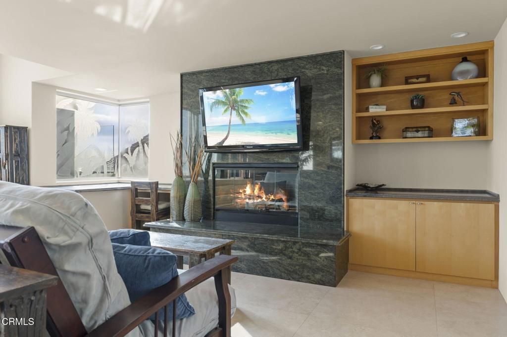 Image 31 of property listing at 3629 Ocean Drive, Oxnard, CA 93035