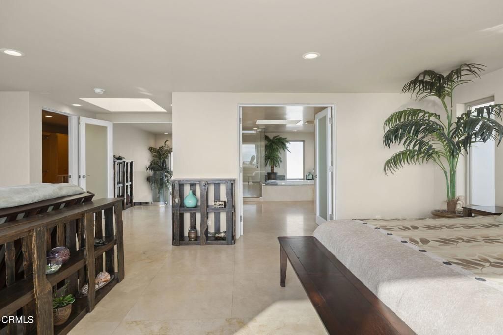 Image 33 of property listing at 3629 Ocean Drive, Oxnard, CA 93035