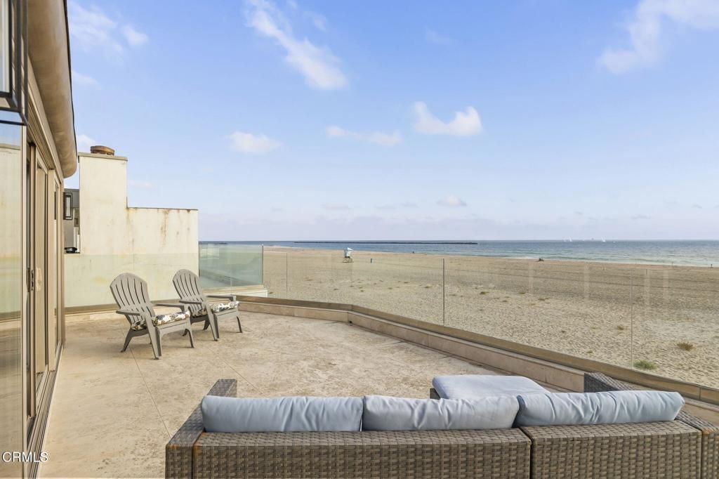Image 37 of property listing at 3629 Ocean Drive, Oxnard, CA 93035