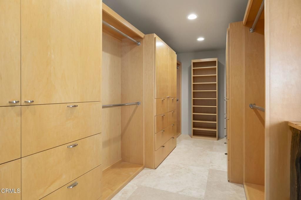 Image 41 of property listing at 3629 Ocean Drive, Oxnard, CA 93035