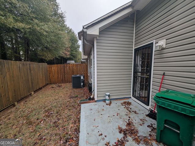 2623 Wellington Walk Place, Lithonia, GA 30058