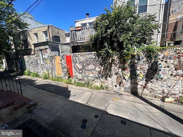 708 MEDINA ST, Philadelphia, PA 19147