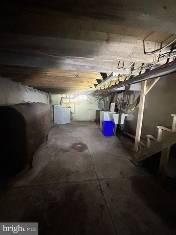 708 MEDINA ST, Philadelphia, PA 19147