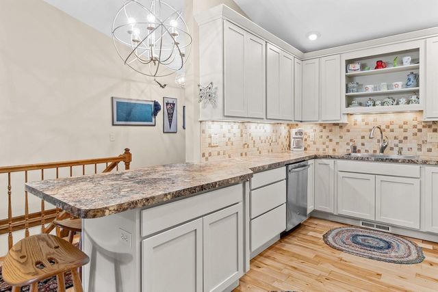 631 Cardinal Way, Sun Prairie, WI 53590