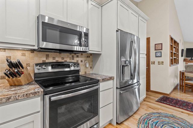 631 Cardinal Way, Sun Prairie, WI 53590