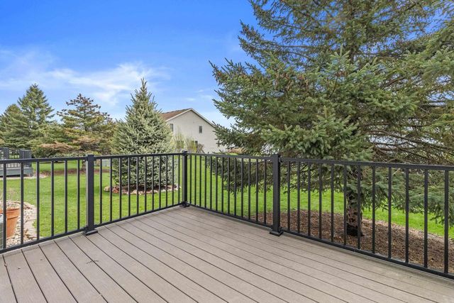 631 Cardinal Way, Sun Prairie, WI 53590