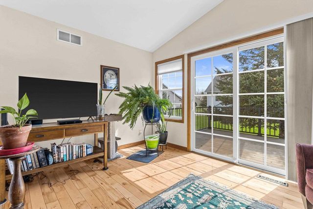 631 Cardinal Way, Sun Prairie, WI 53590