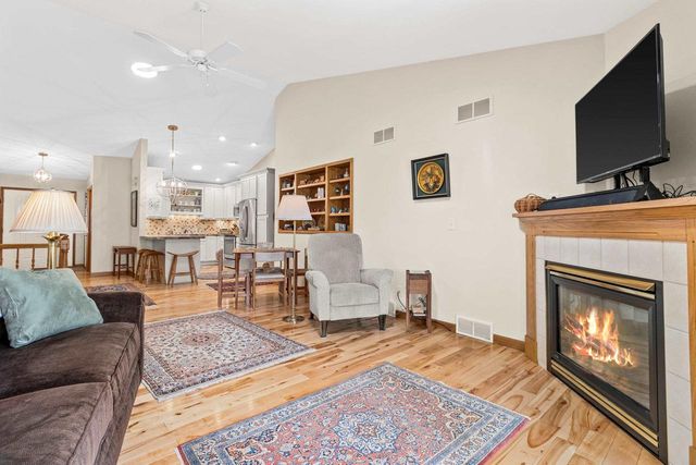 631 Cardinal Way, Sun Prairie, WI 53590