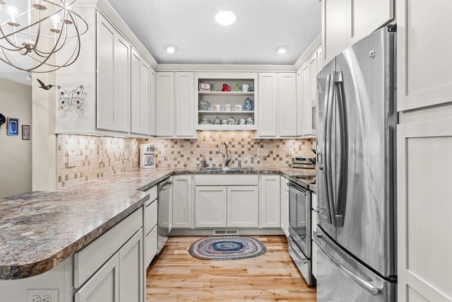 631 Cardinal Way, Sun Prairie, WI 53590