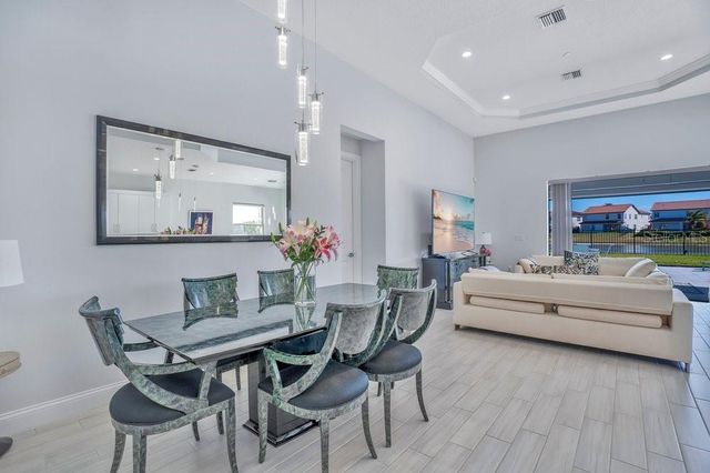 10481 ROYAL CYPRESS WAY, Orlando, FL 32836