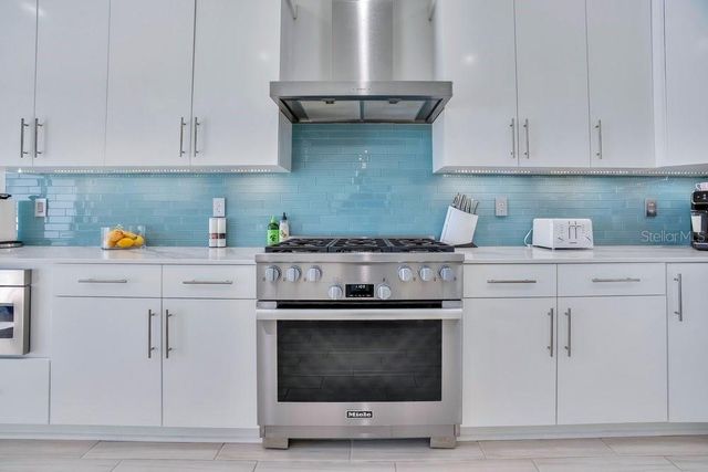 10481 ROYAL CYPRESS WAY, Orlando, FL 32836