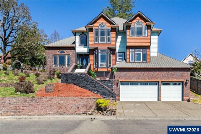 1667 Ptarmigan St NW, Salem, OR 97304