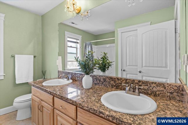 1667 Ptarmigan St NW, Salem, OR 97304