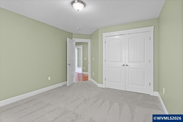 1667 Ptarmigan St NW, Salem, OR 97304