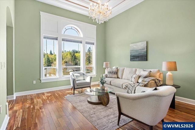 1667 Ptarmigan St NW, Salem, OR 97304
