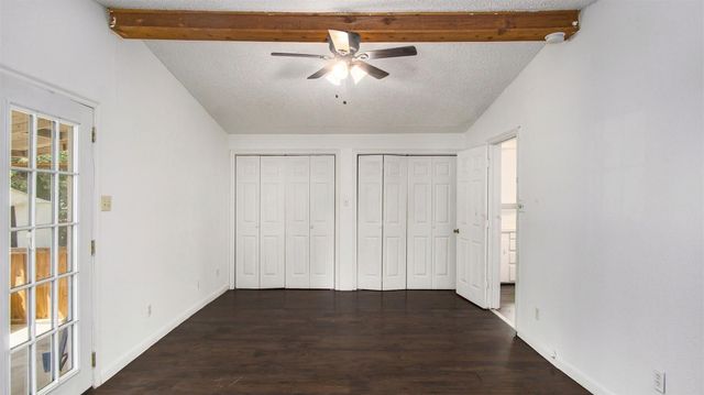 1111 Saint Edwards Street, River Oaks, TX 76114