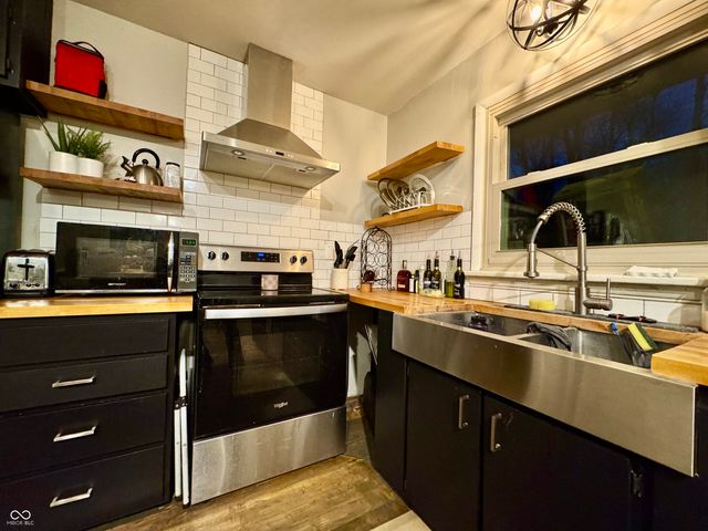 333 Oakridge Drive, North Vernon, IN 47265